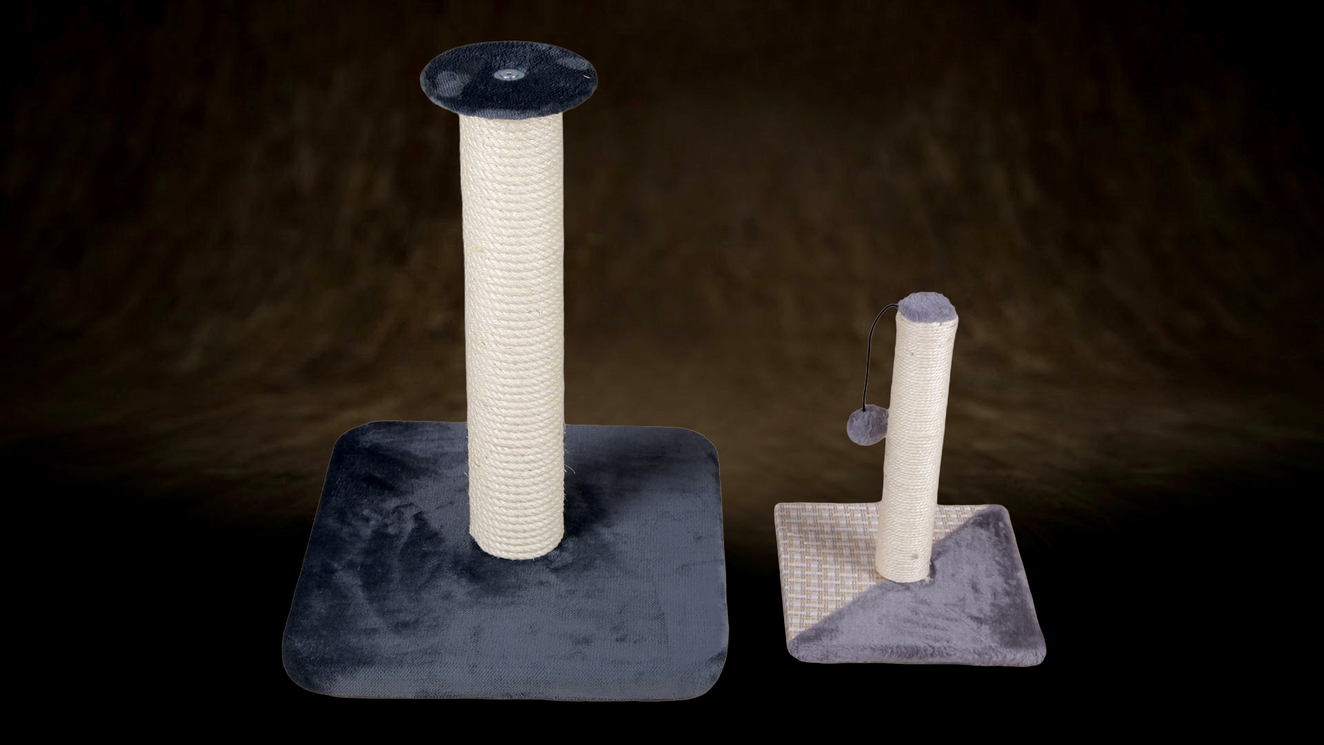 Deux griffoirs remplissant une fonction similaire peuvent différer considérablement par leur hauteur, le diamètre de leurs poteaux, les dimensions de leur base et leur fonctionnalité réelle pour le chat.Deux griffoirs remplissant une fonction similaire peuvent différer considérablement par leur hauteur, le diamètre de leurs poteaux, les dimensions de leur base et leur fonctionnalité réelle pour le chat.Deux griffoirs remplissant une fonction similaire peuvent différer considérablement par leur hauteur, le diamètre de leurs poteaux, les dimensions de leur base et leur fonctionnalité réelle pour le chat.